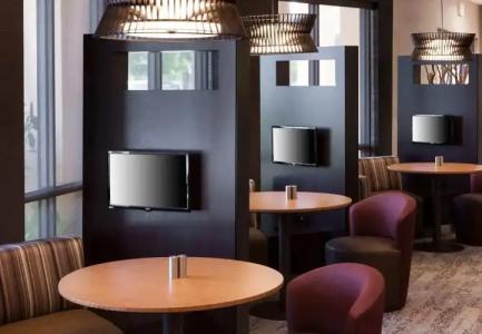 Courtyard Miami at Dolphin Mall - 5