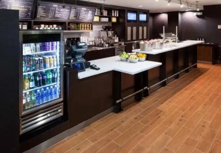 Courtyard Miami at Dolphin Mall - 10