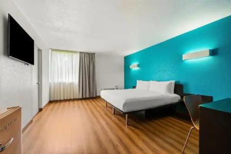 Signature Inn Miami - 33