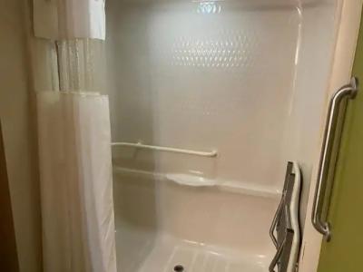 Signature Inn Miami - 8