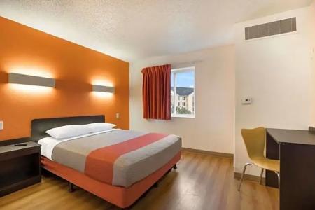 Orlando, FL - International Dr - 26