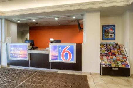 Orlando, FL - International Dr - 13