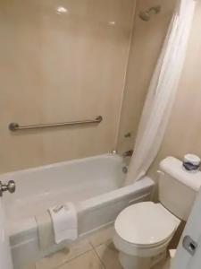 Sands Harbor Resort and Marina - 9