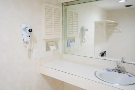 Sands Harbor Resort and Marina - 8