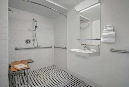 Comfort Suites Tallahassee Downtown - 28