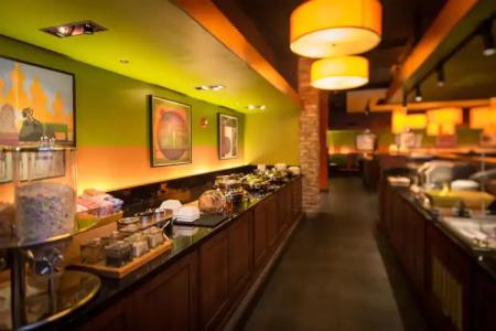 DoubleTree by Hilton - 27