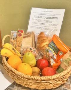 Maui What a Wonderful World Bed & Breakfast - 10