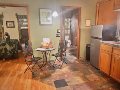 Maui What a Wonderful World Bed & Breakfast - 17