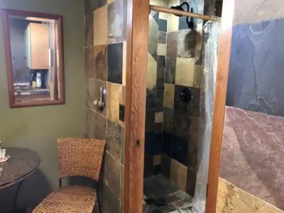 Maui What a Wonderful World Bed & Breakfast - 60