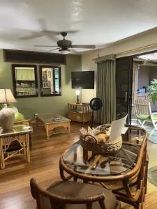 Maui What a Wonderful World Bed & Breakfast - 77