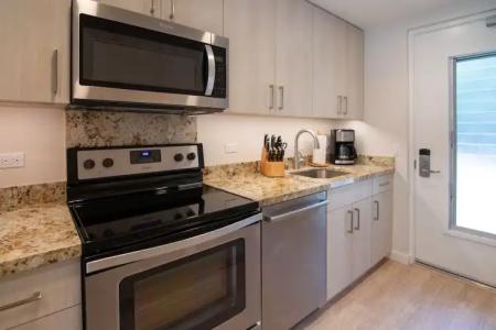 Castle Nāpili Surf Beach Resort - 54