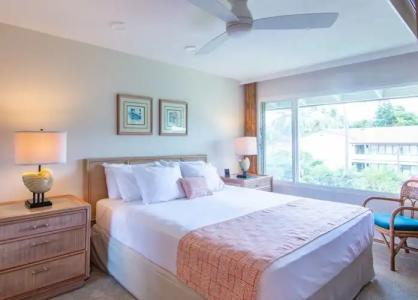 Castle Nāpili Surf Beach Resort - 13