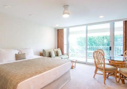 Castle Nāpili Surf Beach Resort - 47