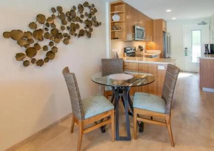 Castle Nāpili Surf Beach Resort - 10