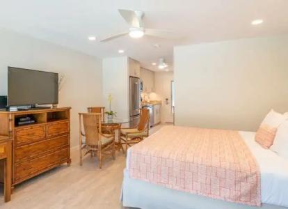 Castle Nāpili Surf Beach Resort - 45