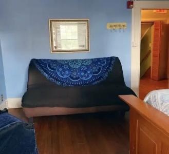 Blue Moon Guest House - 1