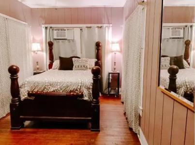 Blue Moon Guest House - 4