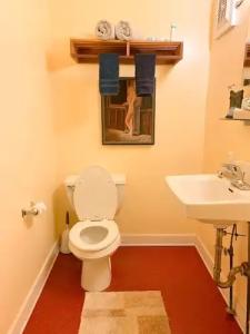 Blue Moon Guest House - 34