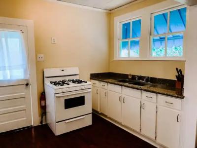 Blue Moon Guest House - 17