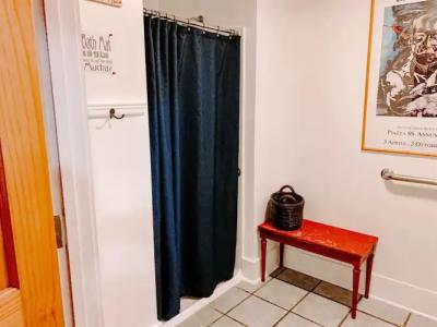 Blue Moon Guest House - 7