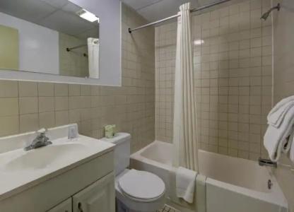 Crystal Sands Motel - 35