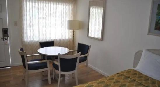 The Islander Motel - 3