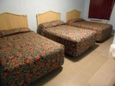 Franklin Terrace Motel - 35