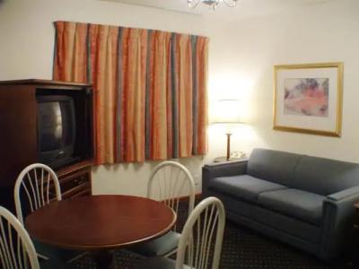 Calypso Boutique - 22