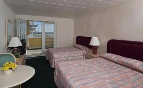 The Singapore Motel - 3