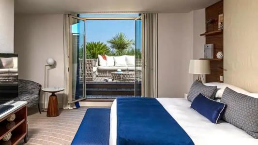 Hôtel Martinez, in The Unbound Collection by Hyatt - 140