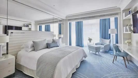 Hôtel Martinez, in The Unbound Collection by Hyatt - 97