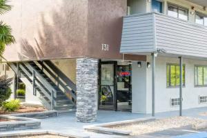 Luxury retreat house in Charlotte., Charlotte