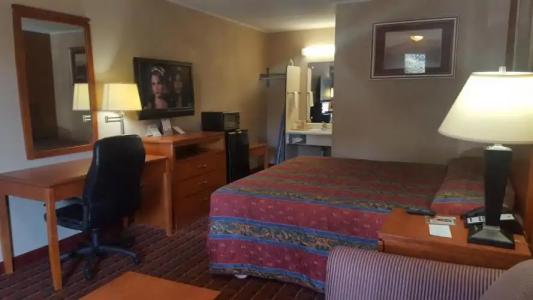 Scottish Inn Knoxville - 6