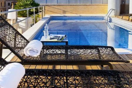 Claris & Spa GL, a Small Luxury of the World - 20