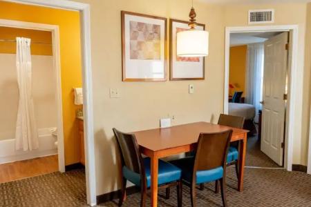 TownePlace Suites by Marriott Dallas Las Colinas - 33