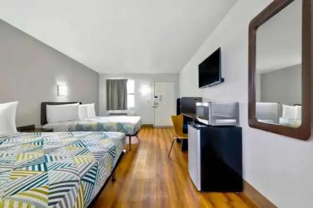 Motel 6 Plano, TX - Plano Northeast - 25