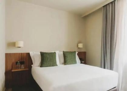 Catalonia Boulevard - 119