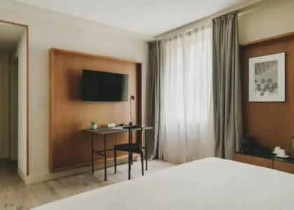 Catalonia Boulevard - 124