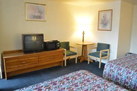 Columbus Motor Inn - 39