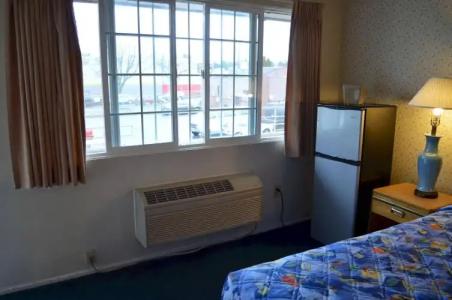 Columbus Motor Inn - 6