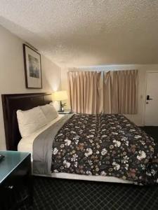 Columbus Motor Inn - 47
