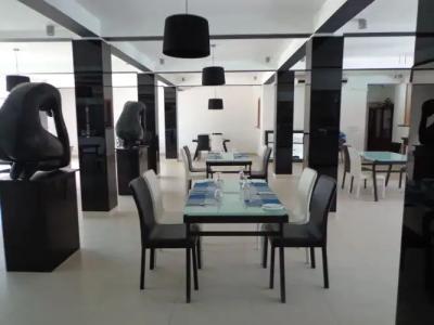 Earl's Red Passikudah - 16