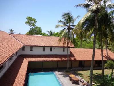 Earl's Red Passikudah - 19