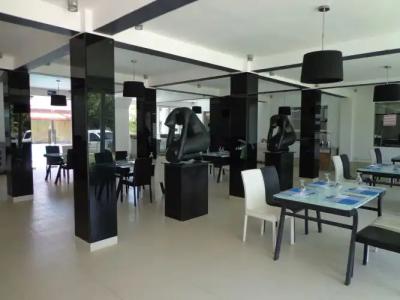 Earl's Red Passikudah - 22