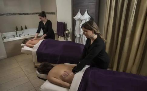 Epicurean, Autograph Collection - 30