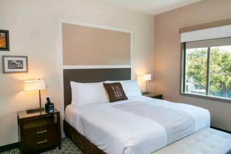 Epicurean, Autograph Collection - 54