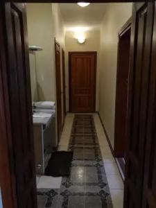 Complex Uhnovych - 32