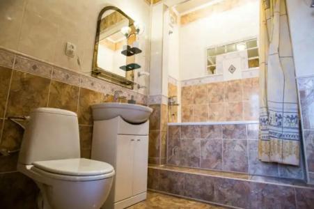 Complex Uhnovych - 19