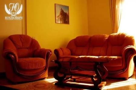 Complex Uhnovych - 13