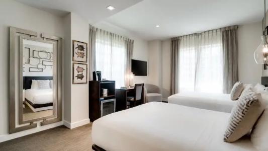 Iberostar Waves Berkeley Shore - 77